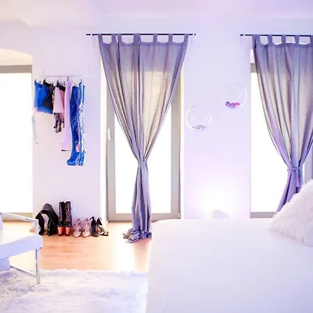 Cosy At Prenzlauer Berg With Terrace And Headphonecinema * Berlino