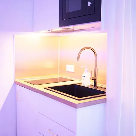 Cosy At Prenzlauer Berg With Terrace And Headphonecinema דירה *